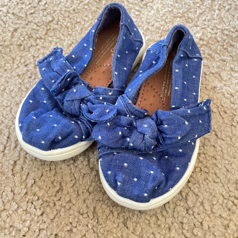 Kids Blue Polka Dot Toms